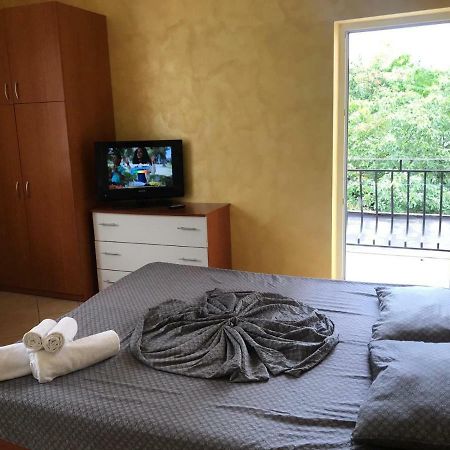 Dormi Oradea Apartment Exterior foto